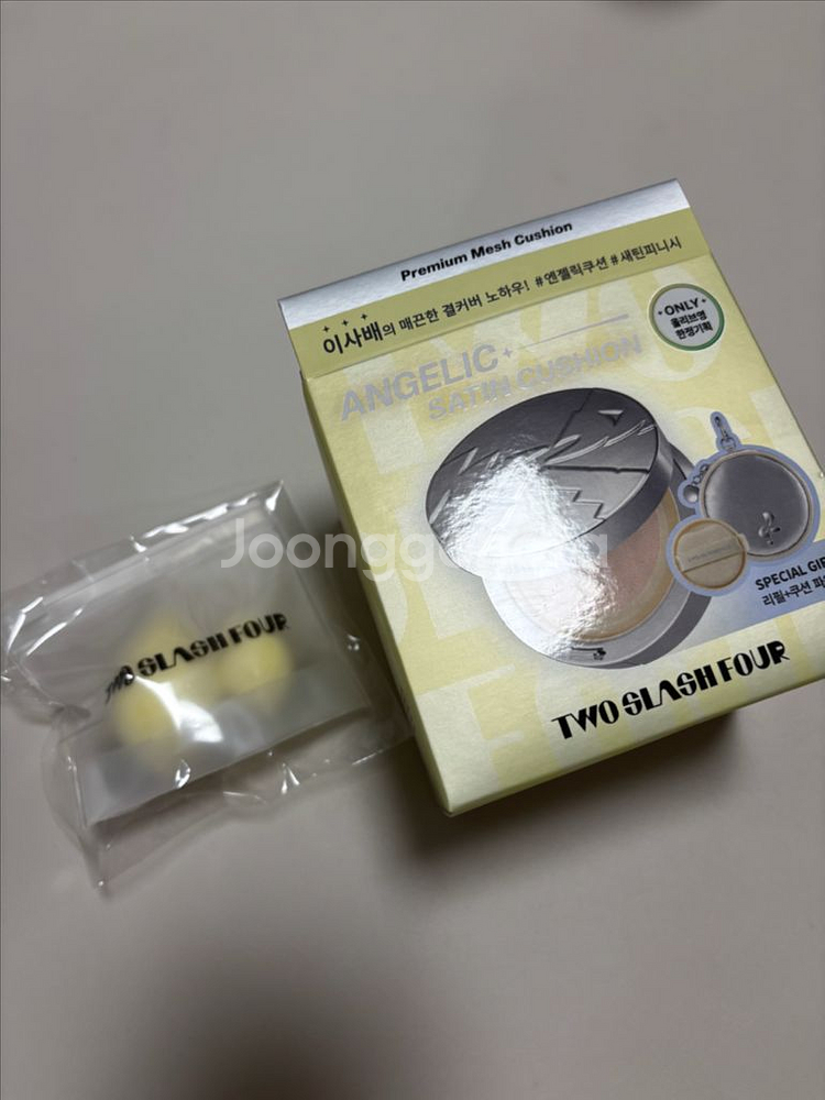 투슬래시포 엔젤릭 새틴 쿠션+파우치+리필 기획 세트--0