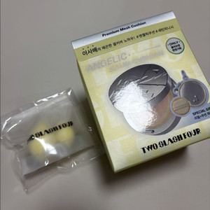 투슬래시포 엔젤릭 새틴 쿠션+파우치+리필 기획 세트