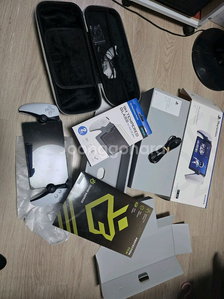 PS5 디스크 1218A+게임4개+추가커버+플스포탈 팜--8