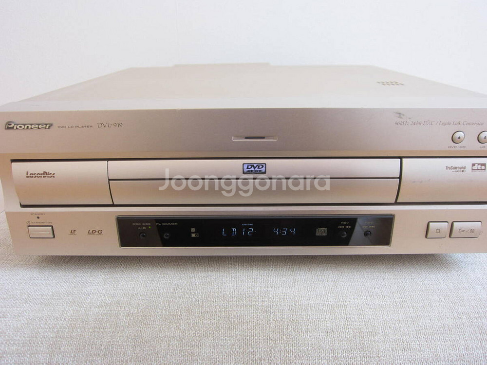 Pioneer DVL-919 DVD LD CD PLAY--0