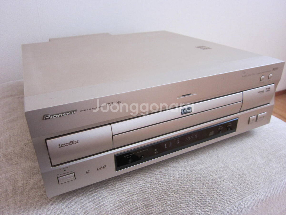 Pioneer DVL-919 DVD LD CD PLAY--1