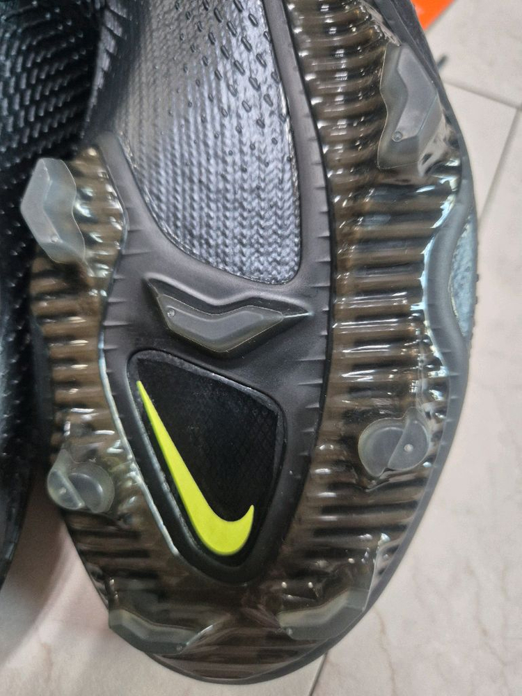 나이키 팬텀4 프로 AG-Pro 축구화 이미지