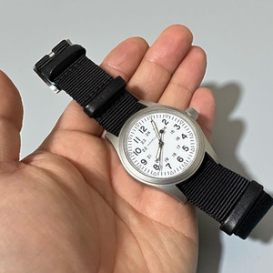 해밀턴 카키필드 메카니컬 38mm 화이트 흰판