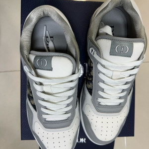 디올 B27 로우 스니커즈 (Dior B27 Low)