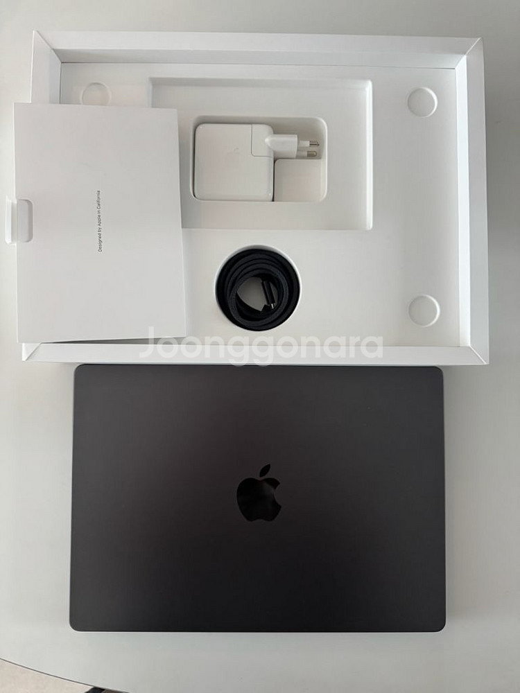 맥북 프로 14 M3 칩 18GB 512GB 스페이스--2