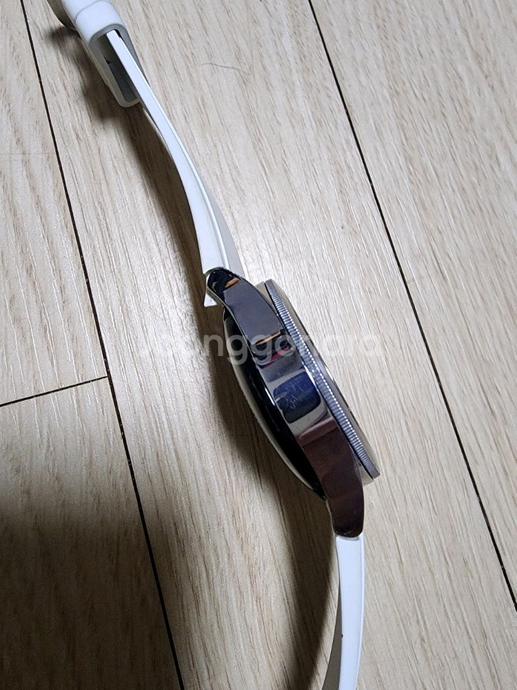 갤럭시워치4 클래식 실버 40mm--2
