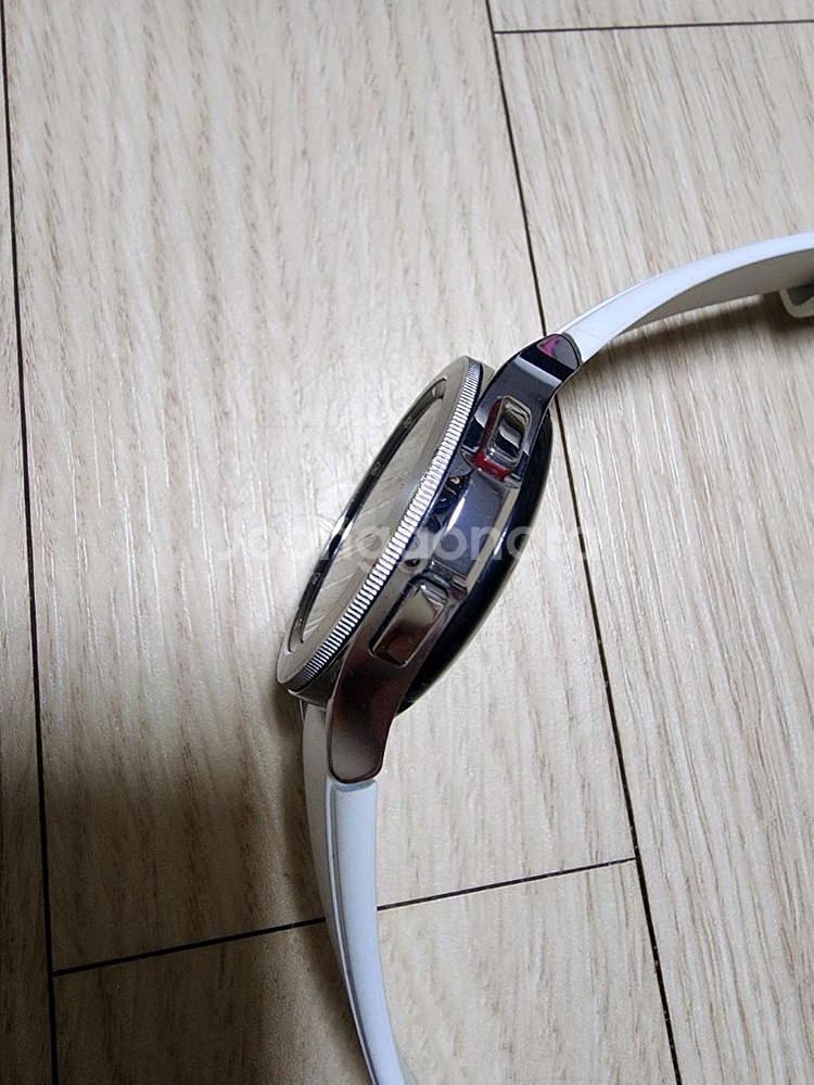 갤럭시워치4 클래식 실버 40mm--3