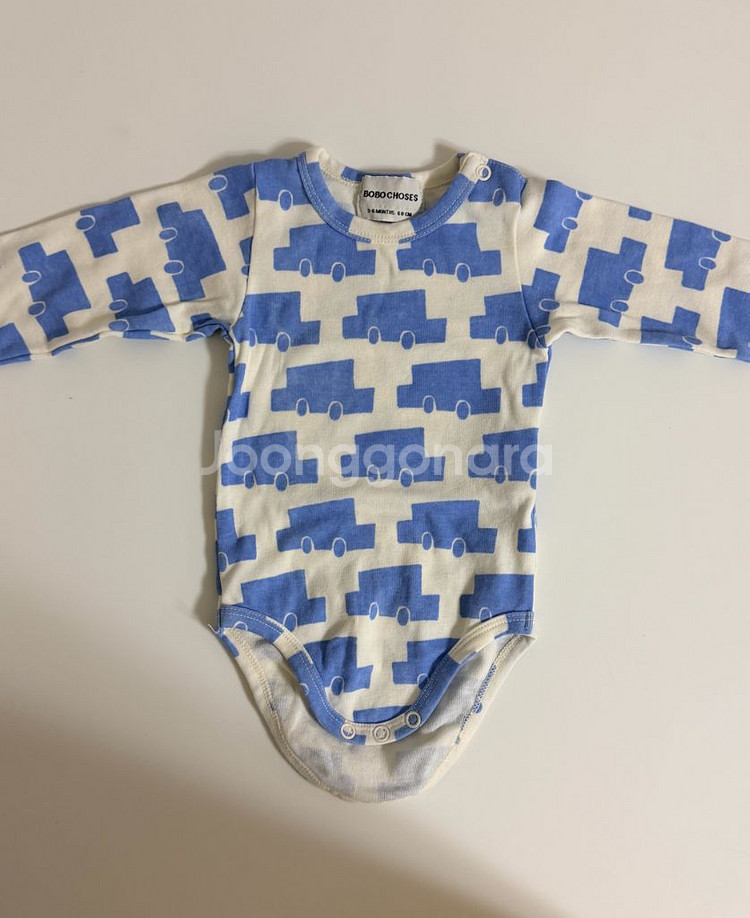 보보쇼즈 자동차 바디수트 3-6m 상태좋음--0