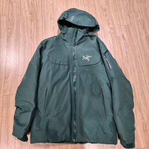 아크테릭스 패딩 마카이 판매합니다