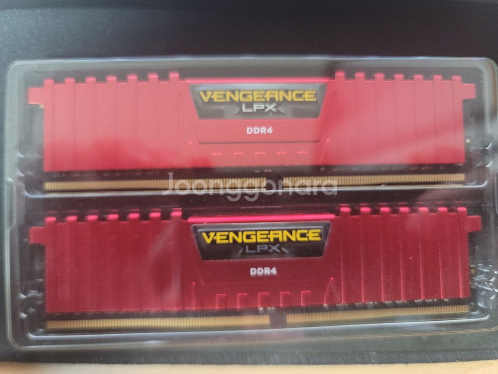 DDR4 커세어 벤전스 16GB (8GB x 2) 판매--1
