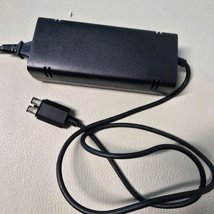 XBOX360S 정품 전원 어댑터