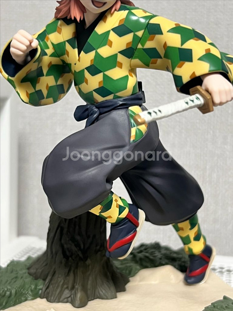 귀멸의 칼날 xross 세가 기유 사비토 피규어--5