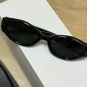 젠틀몬스터 선글라스 다다 DADA