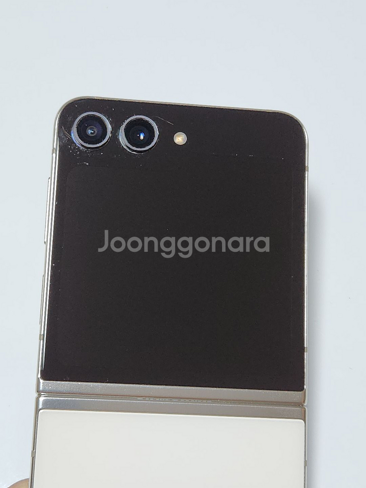 갤럭시Z플립5 256G 무잔상 크림 56598--3