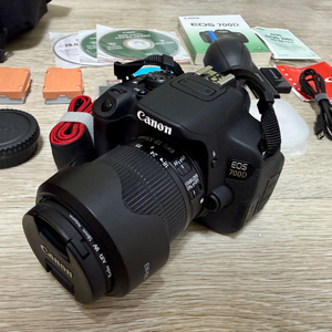캐논 EOS 700D + EFS 15-55mm STM
