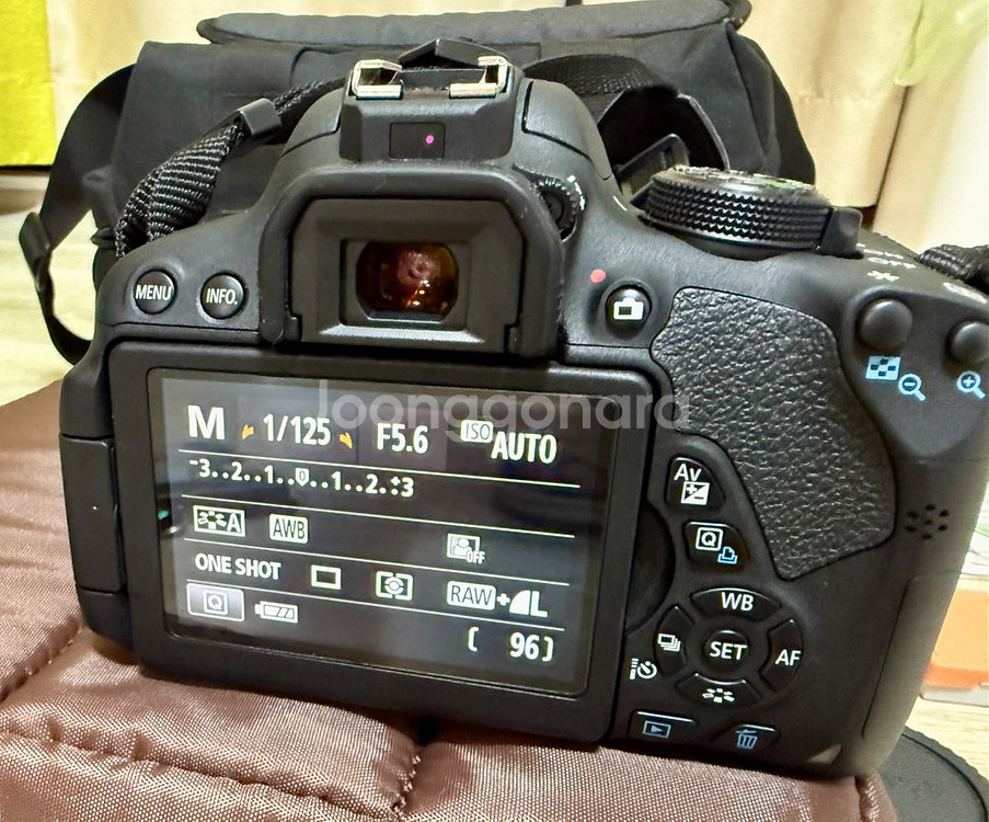 캐논 EOS 700D + EFS 15-55mm STM--4