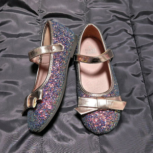 빔보빔바 글리터 리본 스트랩 플랫슈즈(200)