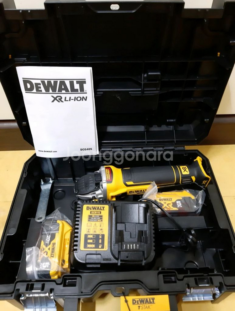 디월트 충전그라인더세트 DCG405P2--0