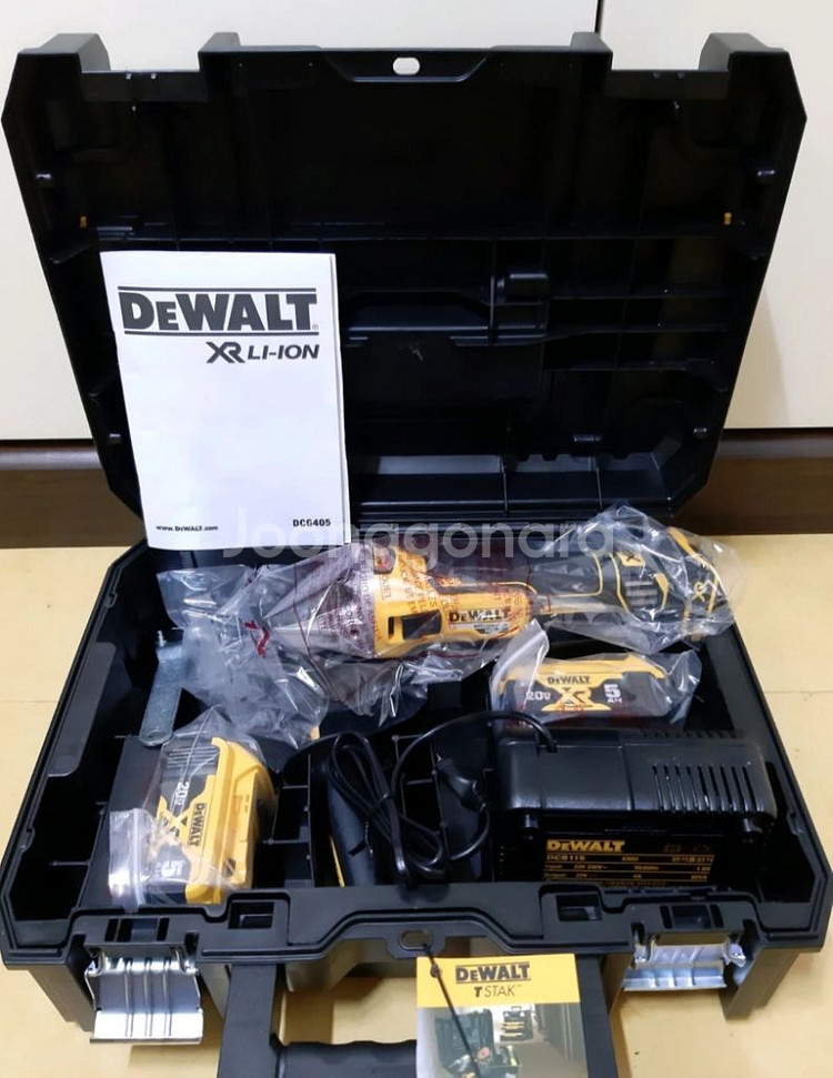 디월트 충전그라인더세트 DCG405P2--2