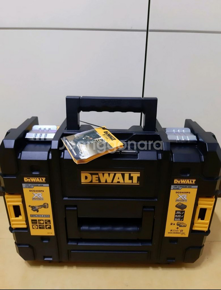 디월트 충전그라인더세트 DCG405P2--4