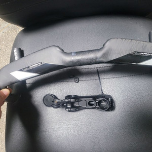 캐논데일컨실스템 + 비전 트라이맥스 카본핸들바