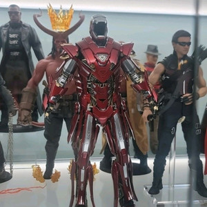 핫토이 아이언맨 실버센츄리온 슈트업,마크7 해치백