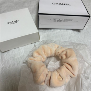 샤넬 뷰티vip 샤넬 스크런치 아이보리 새상품