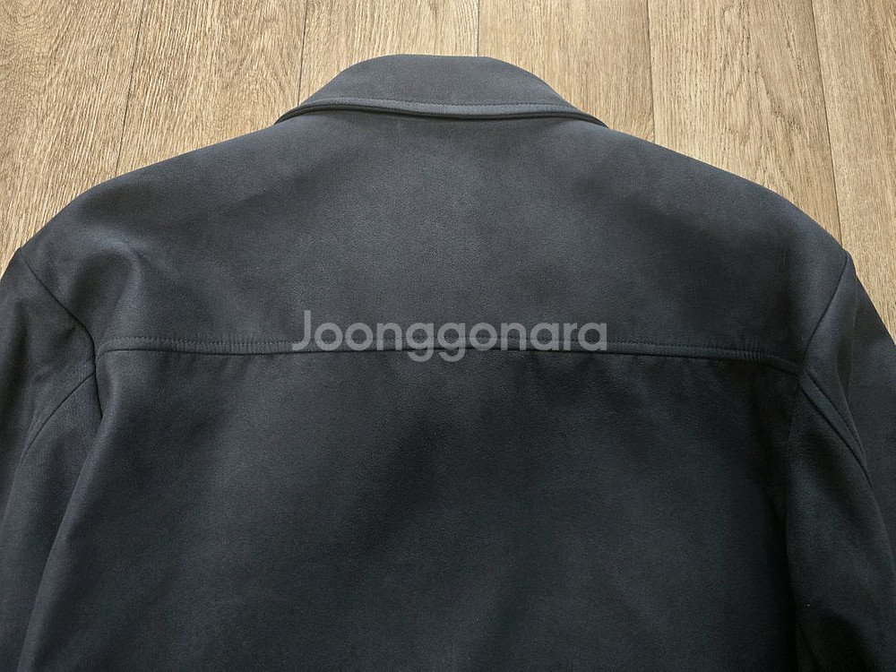 마인드브릿지 스웨이드 트러커 점퍼 다크그레이 팝니다--4