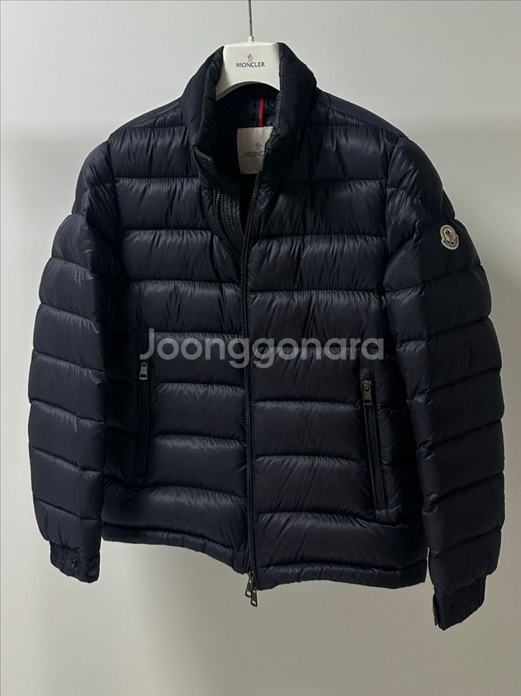 [1] 몽클레어 넥로고 남성 패딩--3