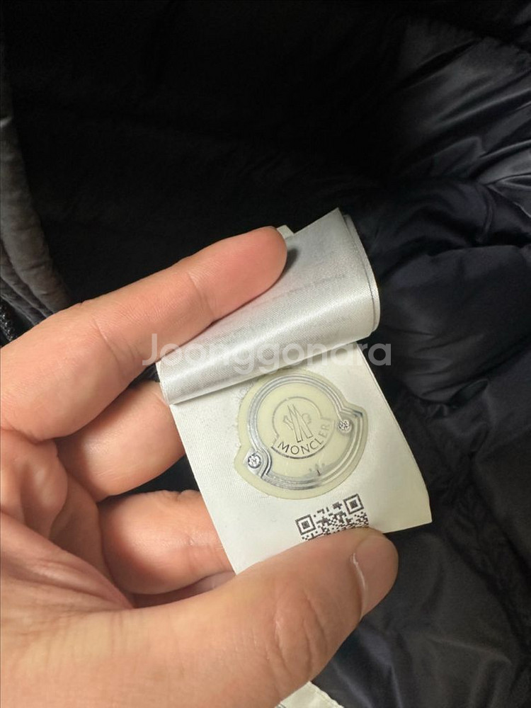 [1] 몽클레어 넥로고 남성 패딩--5