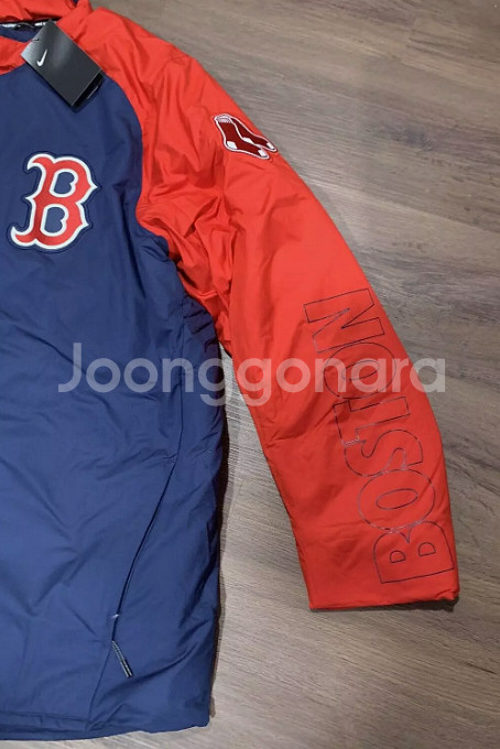 나이키 보스턴 레드삭스 덕아웃 구스 패딩점퍼 L(105--9