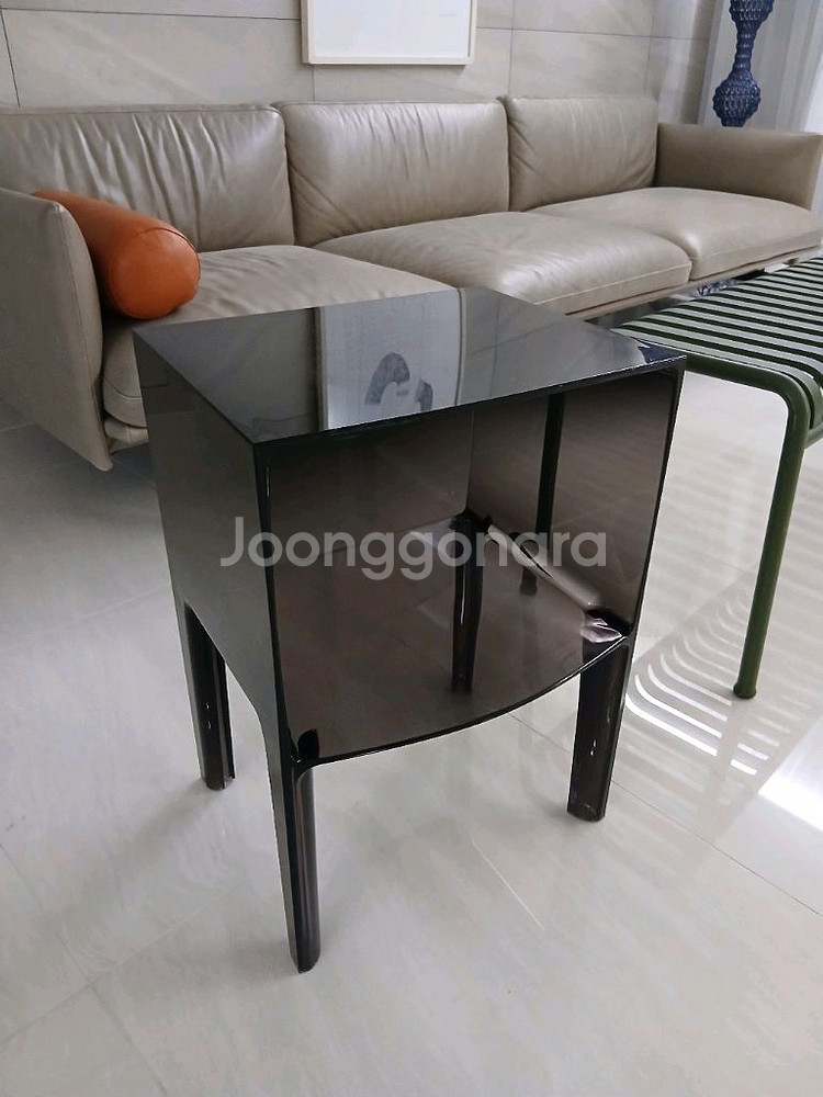 카르텔 고스트버스터 수납장 테이블--0