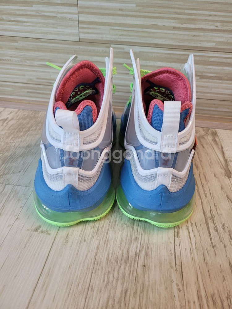 새상품(260) 나이키 르브론 19 무료배송--5