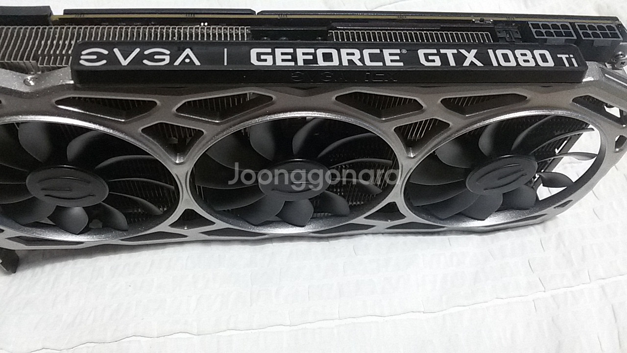 그래픽 1080ti 11g 상급--1