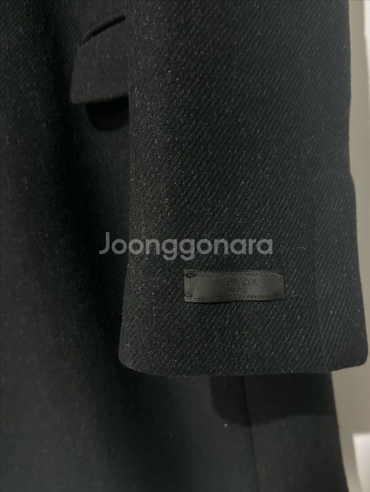 프라다 가죽패치 울코트--2