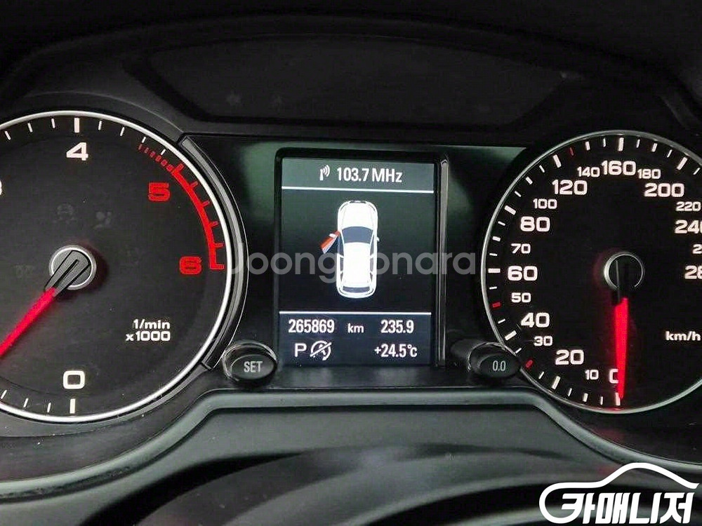 [아우디]Q5 2.0 TDI 콰트로 다이나믹 (5인승)--5
