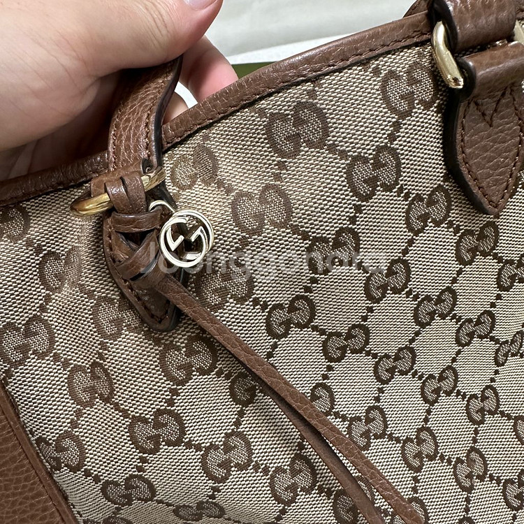 (급처) 구찌 캔버스 토트백 팝니다--1