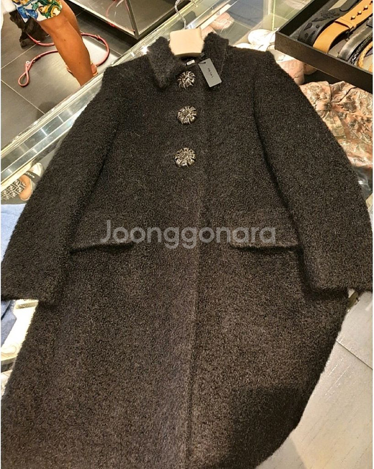 미우미우 알파카코트--3