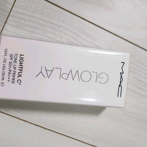 맥 글로우 플레이 라이트풀 C3 톤업 택포