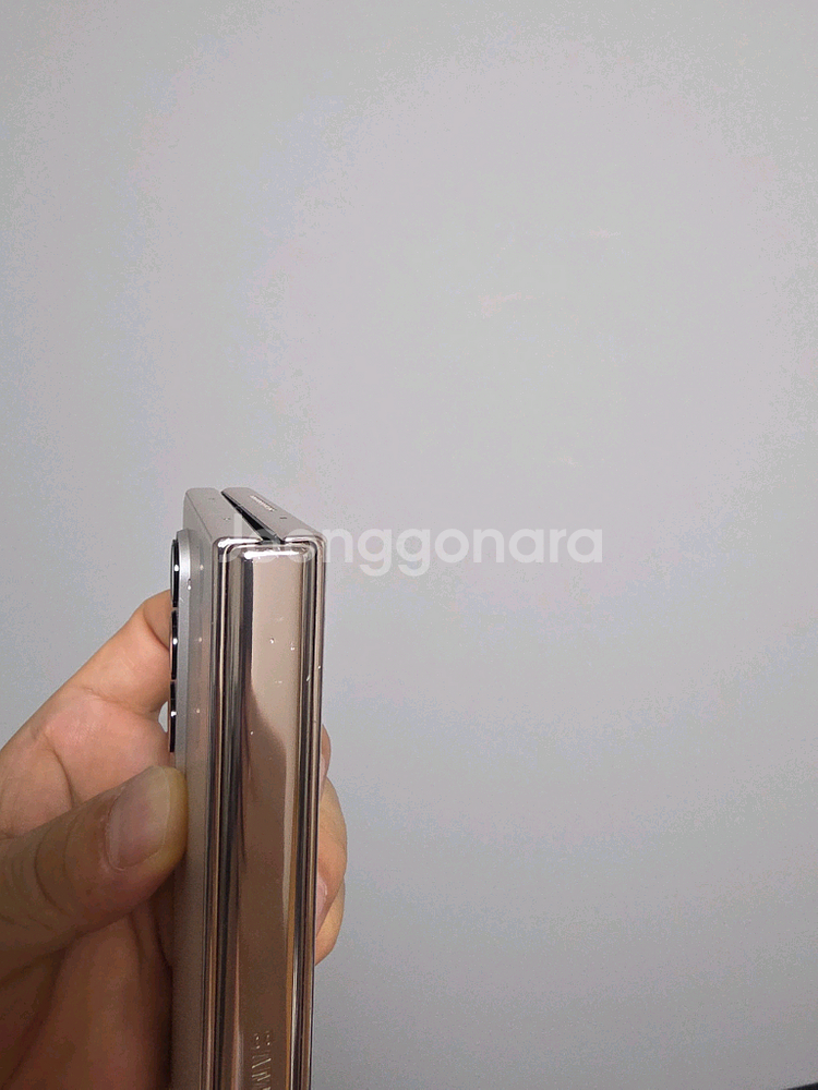 자급제 갤럭시 Z 폴드4 베이지 상태 굿--6