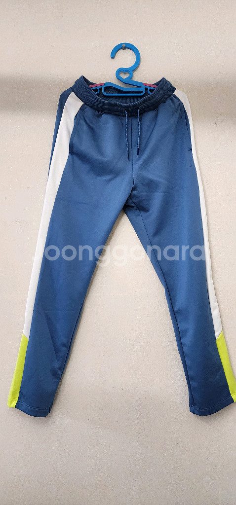 탑텐 키즈 130 츄리닝 상하 2벌--1