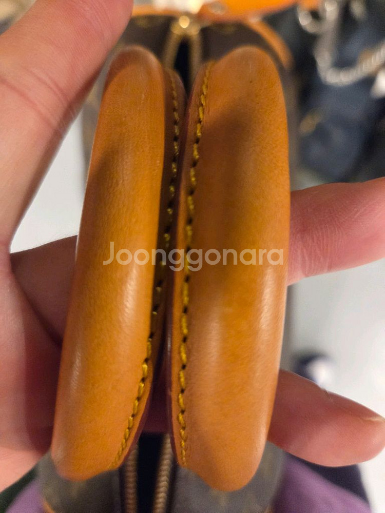 루이비통 미니사이즈15 상태깨끗하고 예뻐요!--1