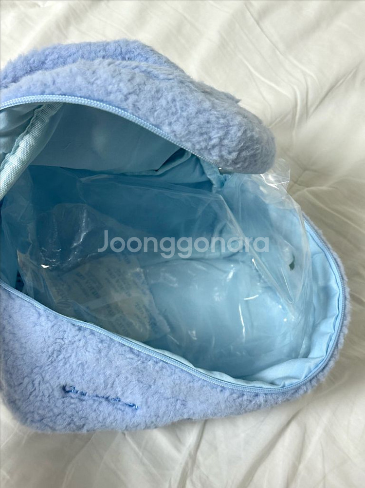 산리오 시나모롤 뽀글이 대용량 파우치--5