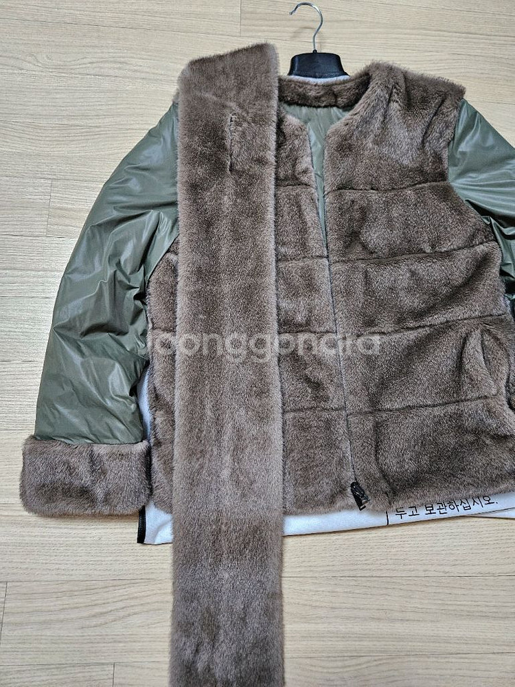 Celeb Shop edition 퍼 자켓 카키--3