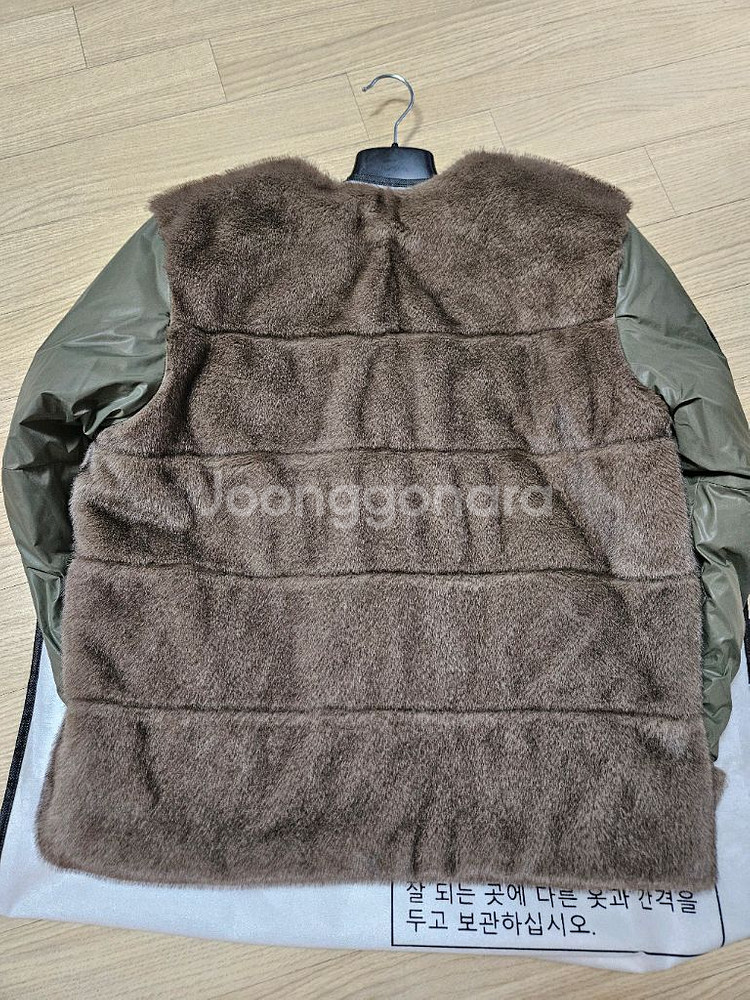 Celeb Shop edition 퍼 자켓 카키--7