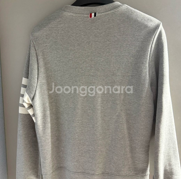 톰브라운 맨투맨 SIZE2--1