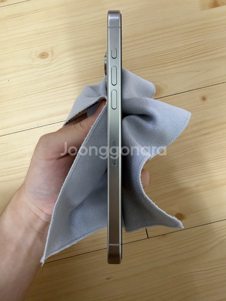 아이폰15 프로맥스 512GB 화이트 티타늄--12
