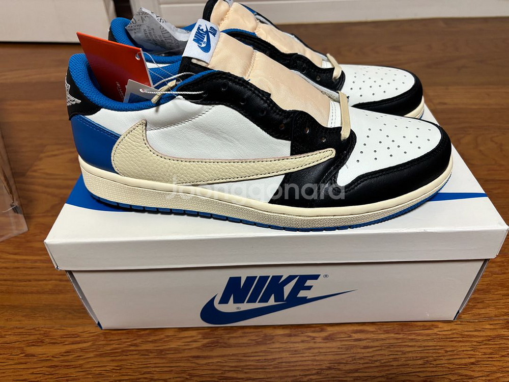 [270] 프스캇 조던1 트레비스 스캇 프라그먼트 로우--2