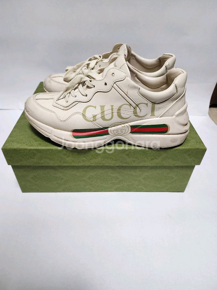 구찌 라이톤 레더 스니커즈 띠 로고 (9사이즈)--0