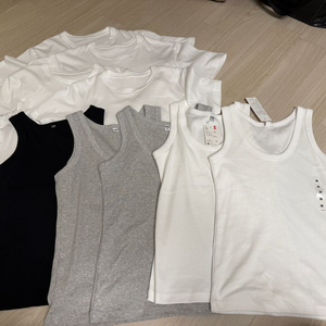 유니클로 기본나시티5종+흰티4종 일괄